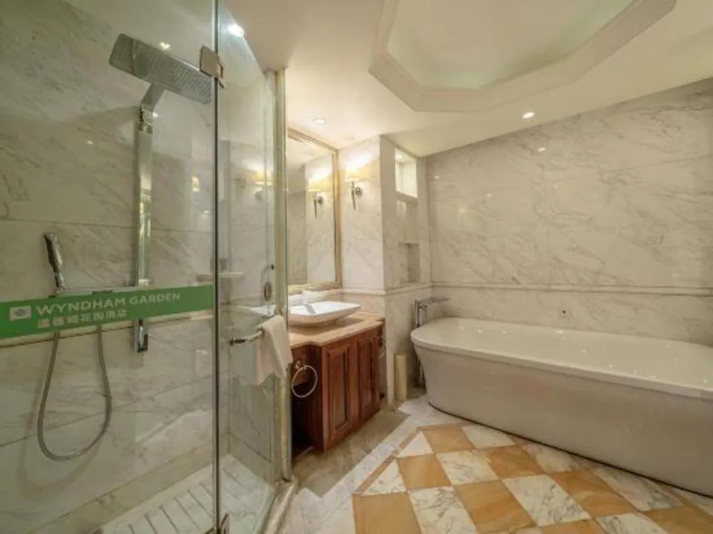 Hotel Wyndham Garden Zhengzhou East