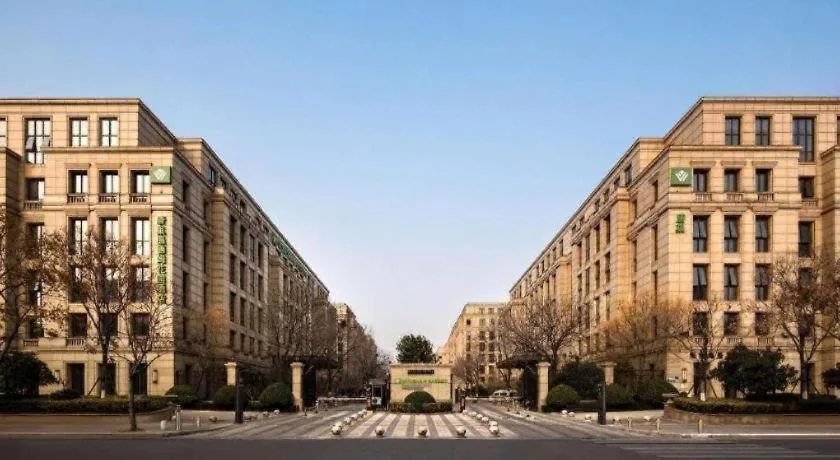 فندق Wyndham Garden Zhengzhou East 4*,