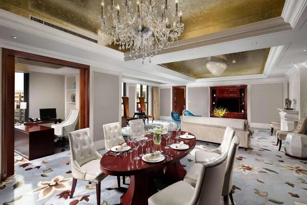 فندق Wyndham Garden Zhengzhou East 4*,