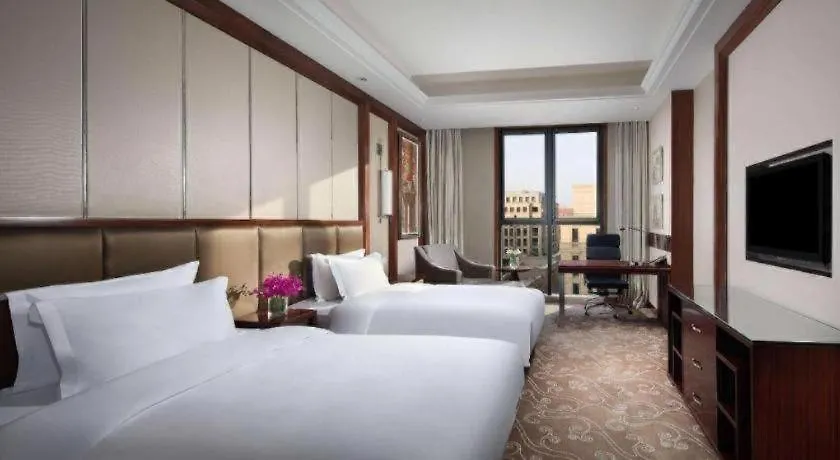 فندق Wyndham Garden Zhengzhou East 4*,